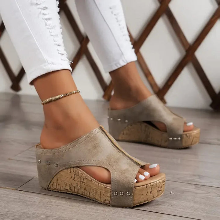 Faith - Sandale cu Toc Wedge din Cauciuc Elegant