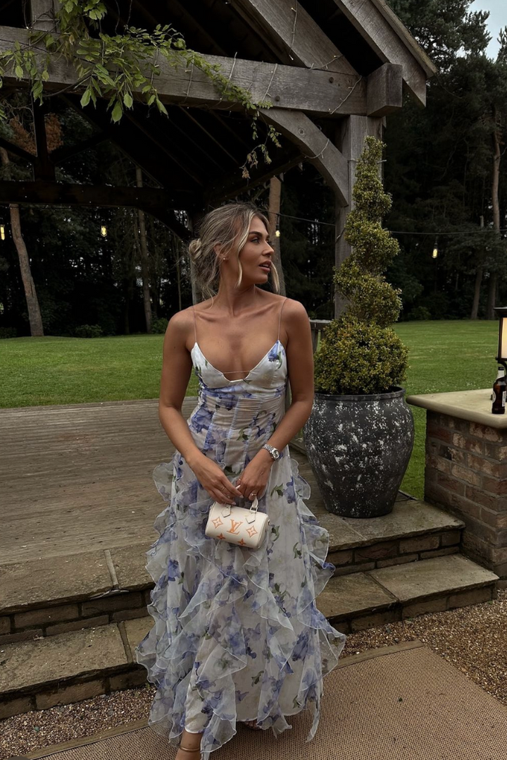 ODESSA – ROCHIE MAXI CU VOLANE ȘI SPATE ÎN CRUCE