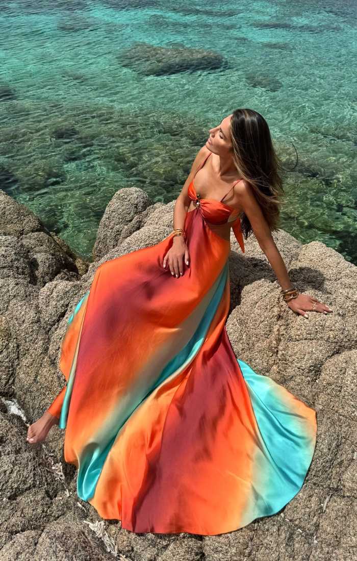 ELOWYN – ROCHIE MAXI GRADIENT FĂRĂ SPATE ȘI FĂRĂ MÂNECI