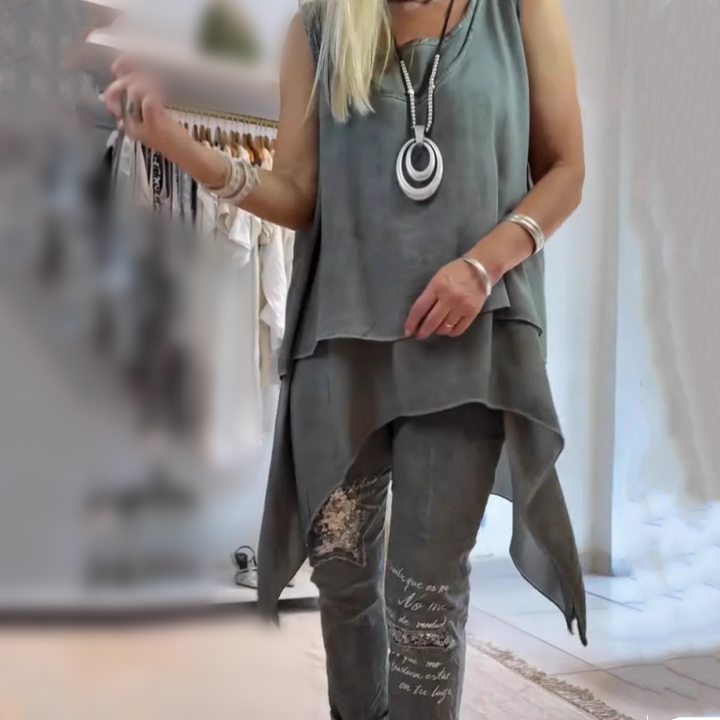 Ora - Set pentru femei format din două piese: Top fără mâneci și pantaloni imprimeu